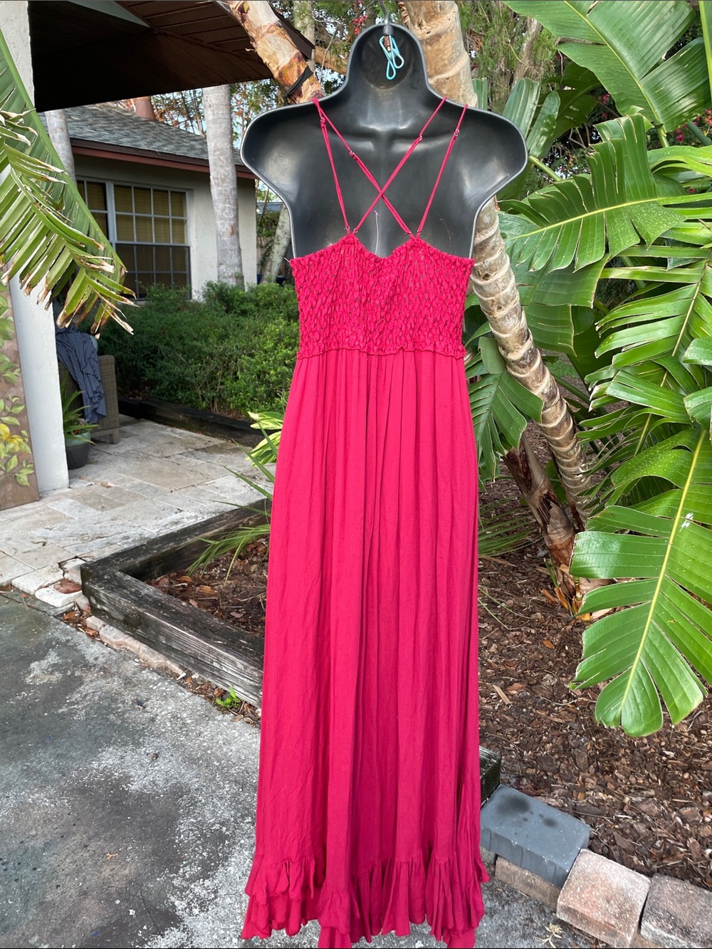 lace trim adele handkerchief ruffled hem dress - Picture 4 of 7